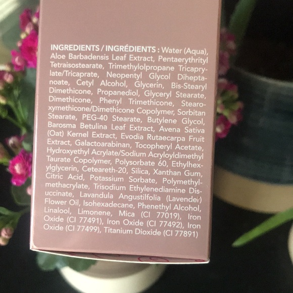 Lancer Skincare - Dani Glowing Skin Perfector - Picture 5 of 8